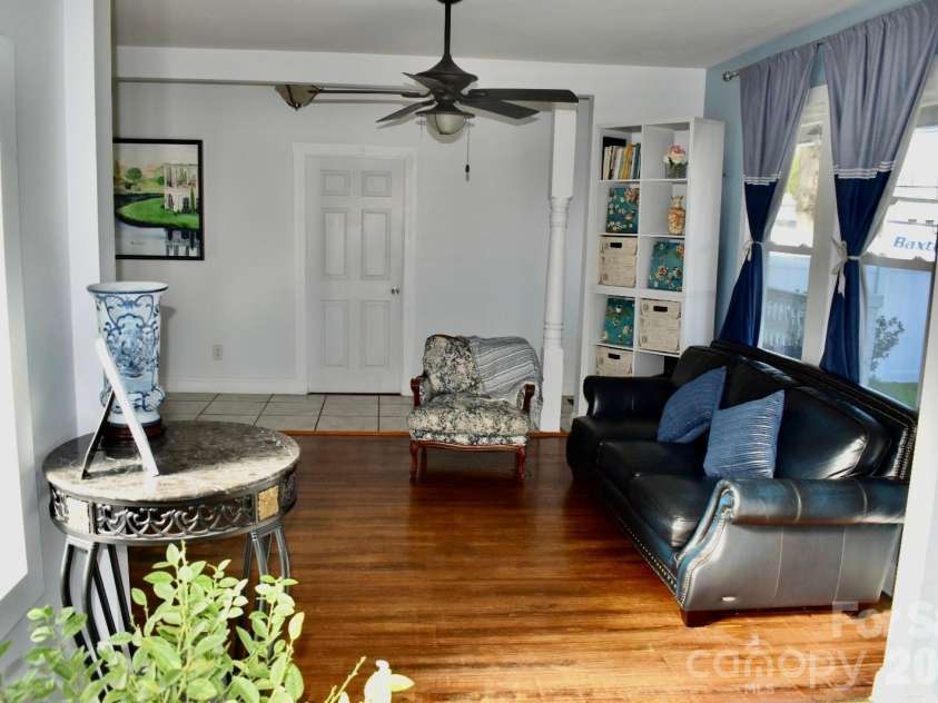218 Mcbrayer Street, Shelby, NC 28150.  MLS# CAR4370952, YatesRealty ID 12807. 