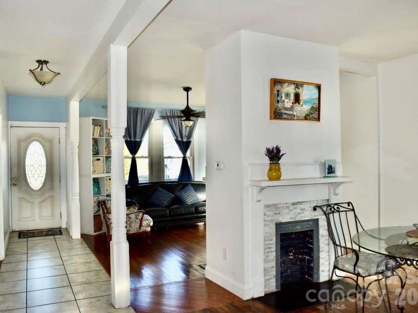 218 Mcbrayer Street, Shelby, NC 28150.  MLS# CAR4370952, YatesRealty ID 12807. 