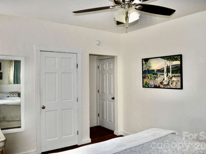 218 Mcbrayer Street, Shelby, NC 28150.  MLS# CAR4370952, YatesRealty ID 12807. 