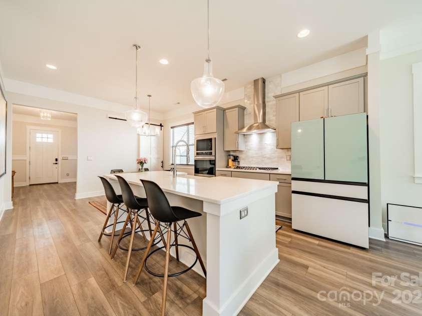 5006 Whitman Avenue, Matthews, NC 28105.  MLS# CAR4237851, YatesRealty ID 12807. 