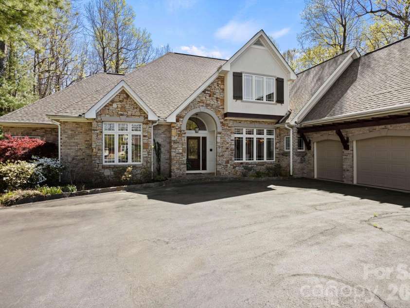 106 Farwood Court, Flat Rock, NC 28731.  MLS# CAR4371400, YatesRealty ID 12808. 