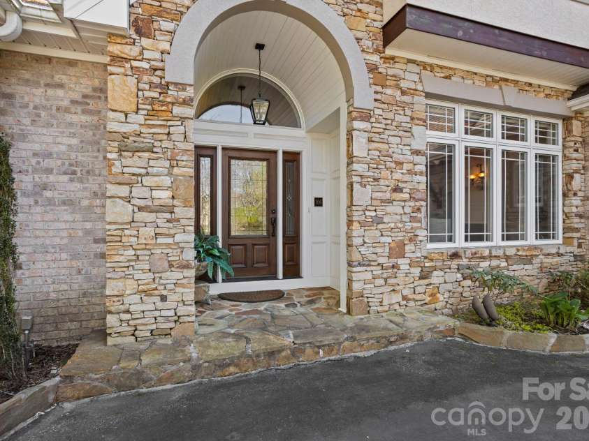 106 Farwood Court, Flat Rock, NC 28731.  MLS# CAR4371400, YatesRealty ID 12808. 