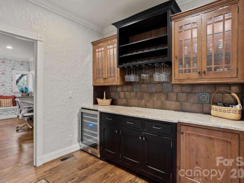 106 Farwood Court, Flat Rock, NC 28731.  MLS# CAR4371400, YatesRealty ID 12808. 