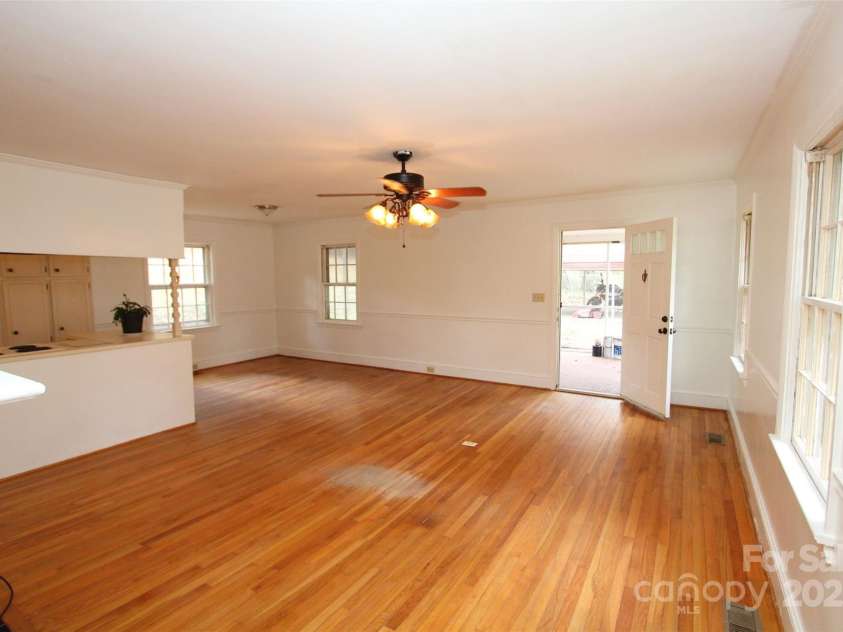 502 Wade Street, Wadesboro, NC 28170.  MLS# CAR4310669, YatesRealty ID 1281. 