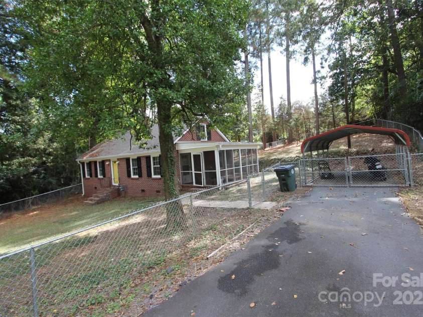 502 Wade Street, Wadesboro, NC 28170.  MLS# CAR4310669, YatesRealty ID 1281. 