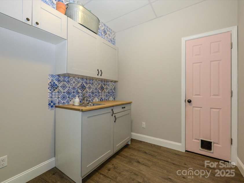 1448-1 New Prospect Church Road, Shelby, NC 28150.  MLS# CAR4214412, YatesRealty ID 12811. Basement Level Kitchenette