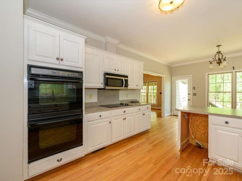1448-1 New Prospect Church Road, Shelby, NC 28150.  MLS# CAR4214412, YatesRealty ID 12811. Kitchen