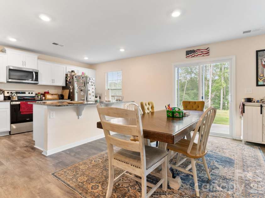 2859 Sherrills Stream Drive, Sherrills Ford, NC 28673.  MLS# CAR4371397, YatesRealty ID 12811. Kitchen and eating area