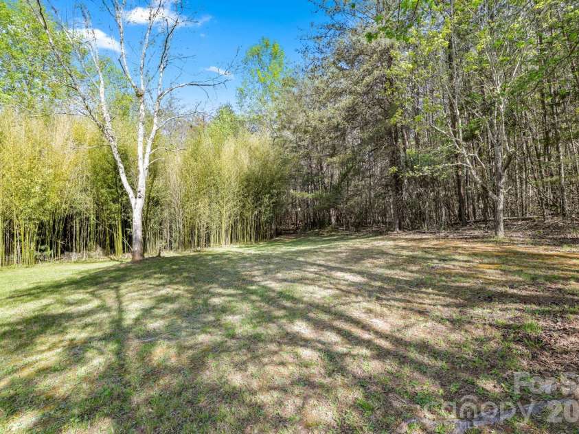 154 Cactus Lane, Franklin, NC 28734.  MLS# CAR4353446, YatesRealty ID 12812. 