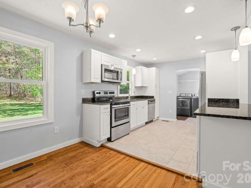 154 Cactus Lane, Franklin, NC 28734.  MLS# CAR4353446, YatesRealty ID 12812. 