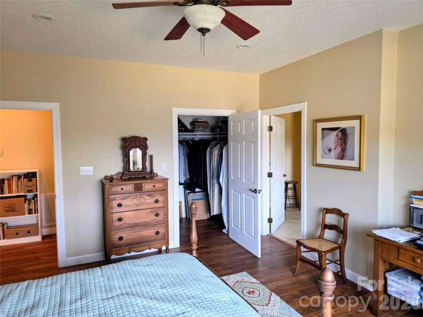 254 Ray Mine Road, Burnsville, NC 28714.  MLS# CAR4351718, YatesRealty ID 12813. Lower level bedroom