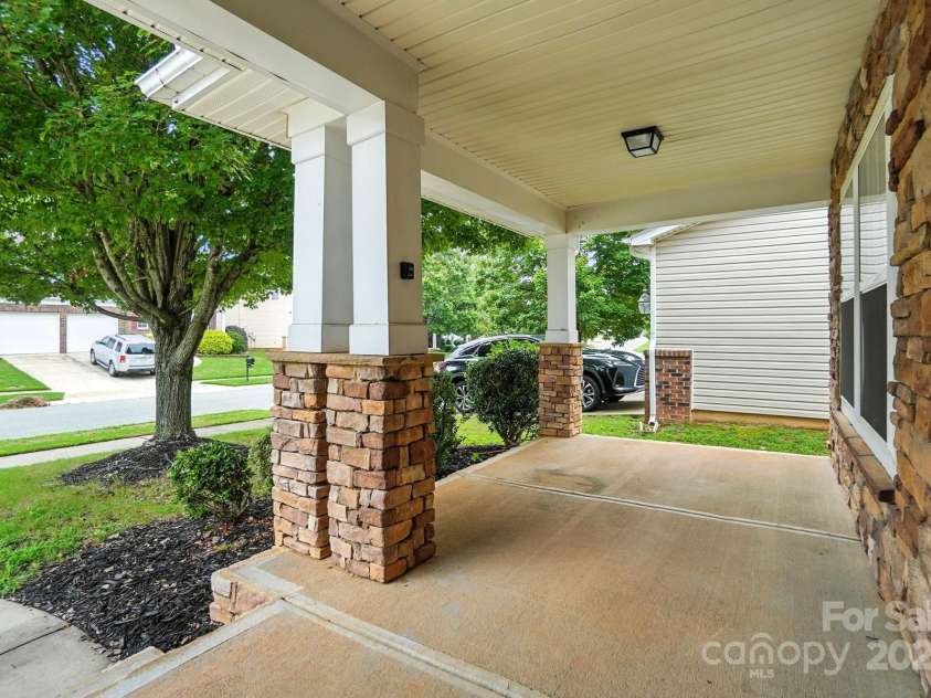 118 Glade Valley Avenue, Mooresville, NC 28117.  MLS# CAR4233913, YatesRealty ID 12816. 