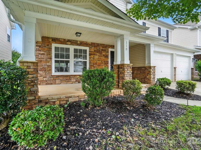 118 Glade Valley Avenue, Mooresville, NC 28117.  MLS# CAR4233913, YatesRealty ID 12816. 