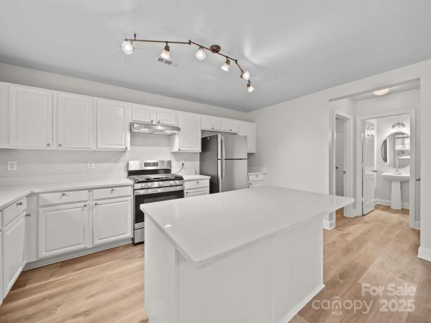 118 Glade Valley Avenue, Mooresville, NC 28117.  MLS# CAR4233913, YatesRealty ID 12816. 