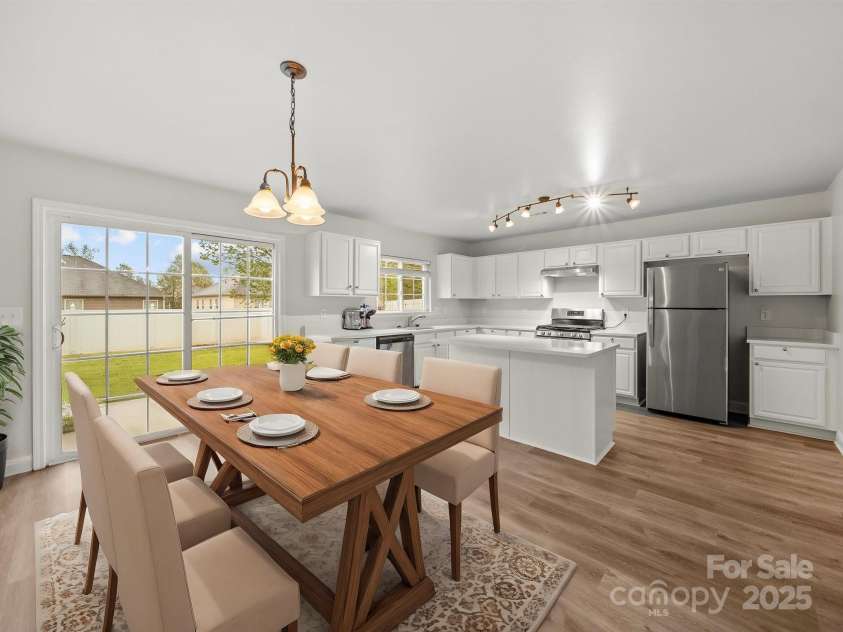 118 Glade Valley Avenue, Mooresville, NC 28117.  MLS# CAR4233913, YatesRealty ID 12816. Virtually Staged Dining