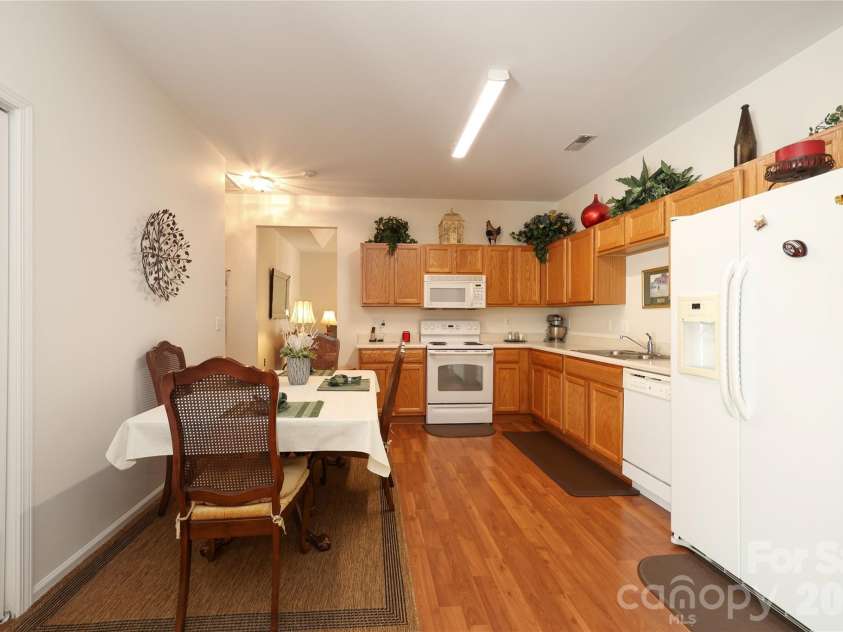 7175 Somerset Springs Drive, Charlotte, NC 28262.  MLS# CAR4370069, YatesRealty ID 12816. 