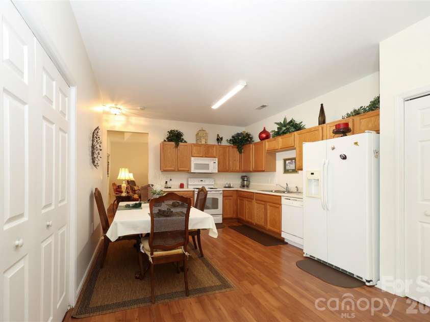7175 Somerset Springs Drive, Charlotte, NC 28262.  MLS# CAR4370069, YatesRealty ID 12816. 