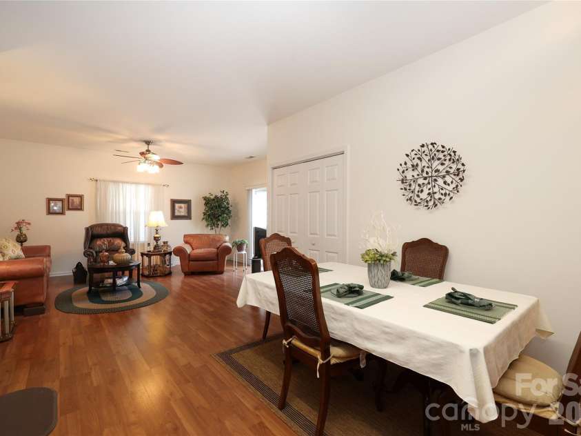 7175 Somerset Springs Drive, Charlotte, NC 28262.  MLS# CAR4370069, YatesRealty ID 12816. 