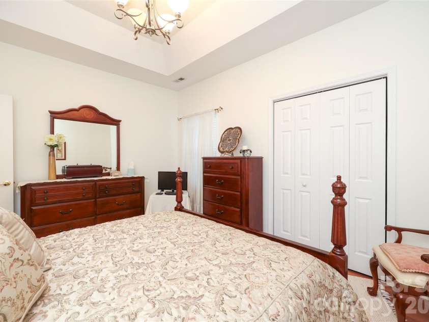 7175 Somerset Springs Drive, Charlotte, NC 28262.  MLS# CAR4370069, YatesRealty ID 12816. 