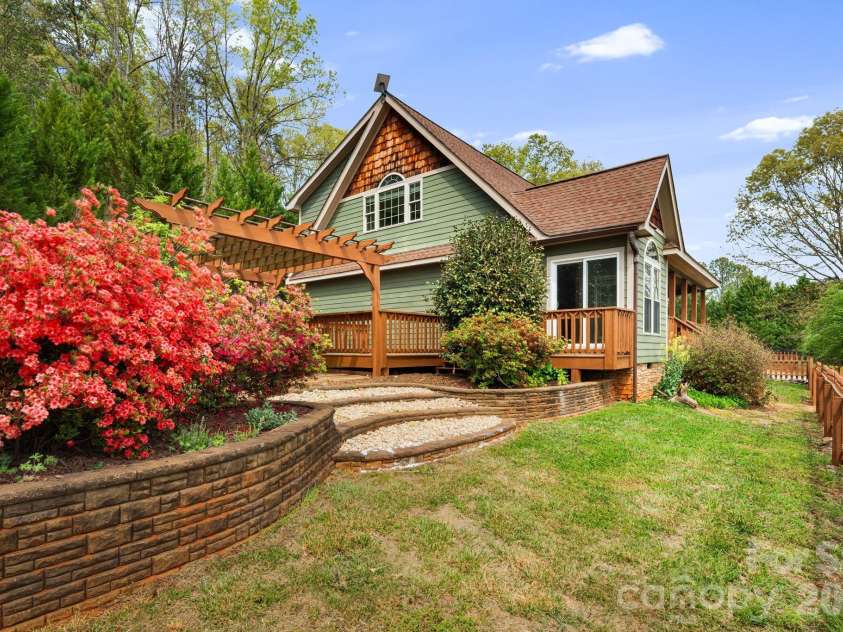 2011 Edgerton Road, Mill Spring, NC 28756.  MLS# CAR4371529, YatesRealty ID 12817. 