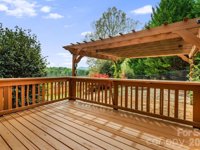 2011 Edgerton Road, Mill Spring, NC 28756.  MLS# CAR4371529, YatesRealty ID 12817. 