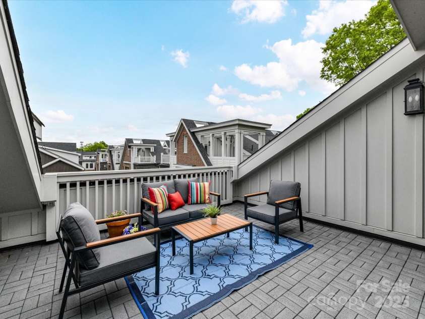 3064 Selwyn Avenue, Charlotte, NC 28209.  MLS# CAR4247196, YatesRealty ID 12817. Rooftop terrace