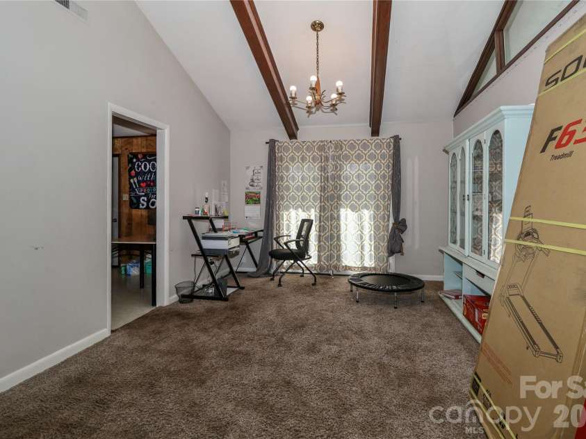 225 Midway Road, Statesville, NC 28625.  MLS# CAR4370423, YatesRealty ID 12819. 