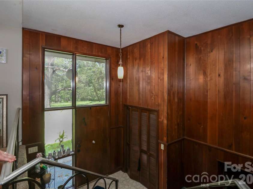 225 Midway Road, Statesville, NC 28625.  MLS# CAR4370423, YatesRealty ID 12819. 