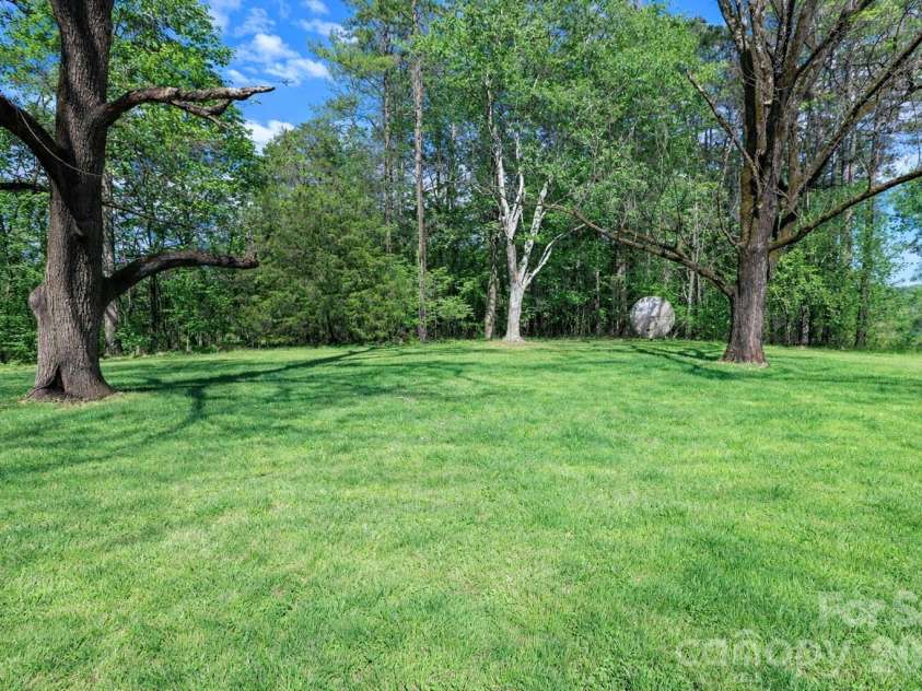 225 Midway Road, Statesville, NC 28625.  MLS# CAR4370423, YatesRealty ID 12819. 