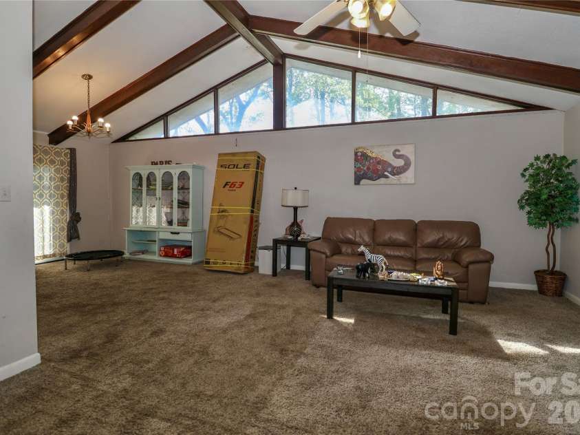 225 Midway Road, Statesville, NC 28625.  MLS# CAR4370423, YatesRealty ID 12819. 
