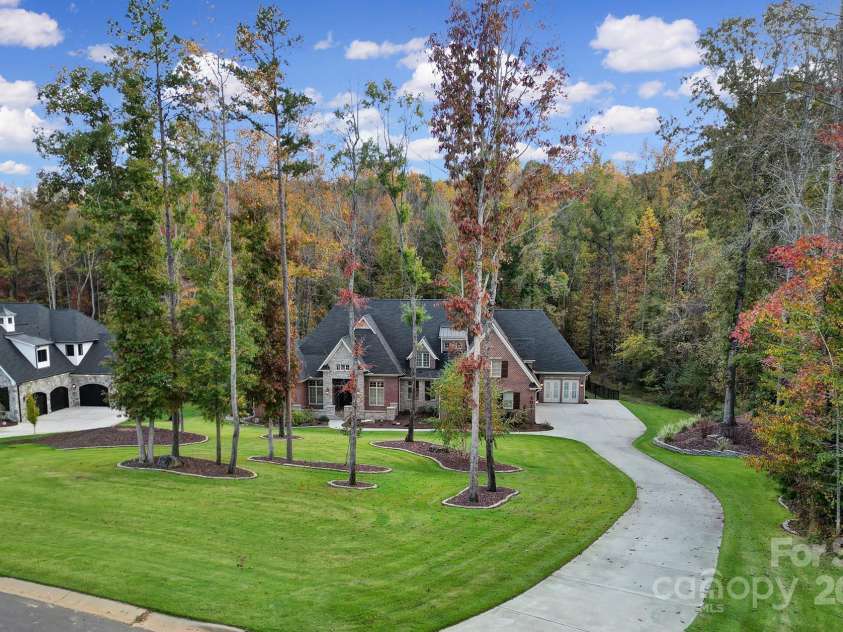 4071 Poplar Ridge Drive, Fort Mill, SC 29715.  MLS# CAR4244067, YatesRealty ID 12819. 