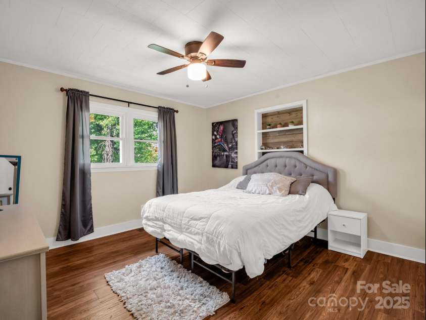 88 Valley Street, Marion, NC 28752.  MLS# CAR4247469, YatesRealty ID 12820. Guest Room #2