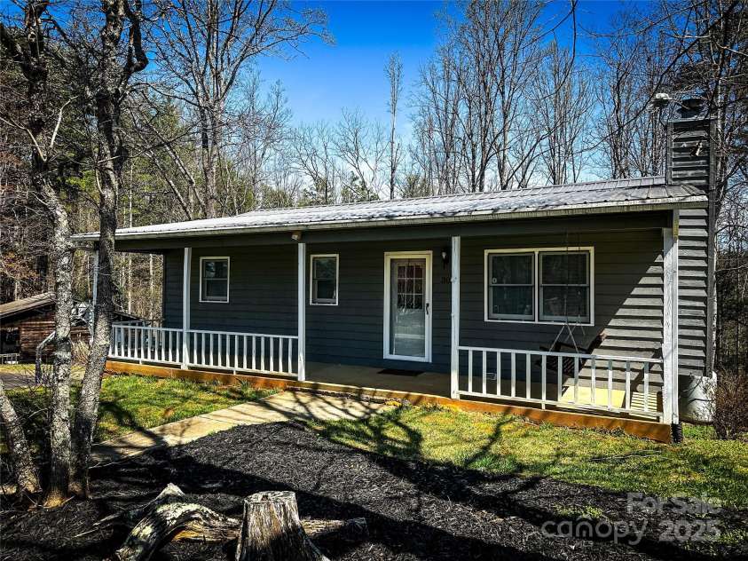 30 Cedar Hill Lane, Weaverville, NC 28787.  MLS# CAR4234678, YatesRealty ID 12821. 