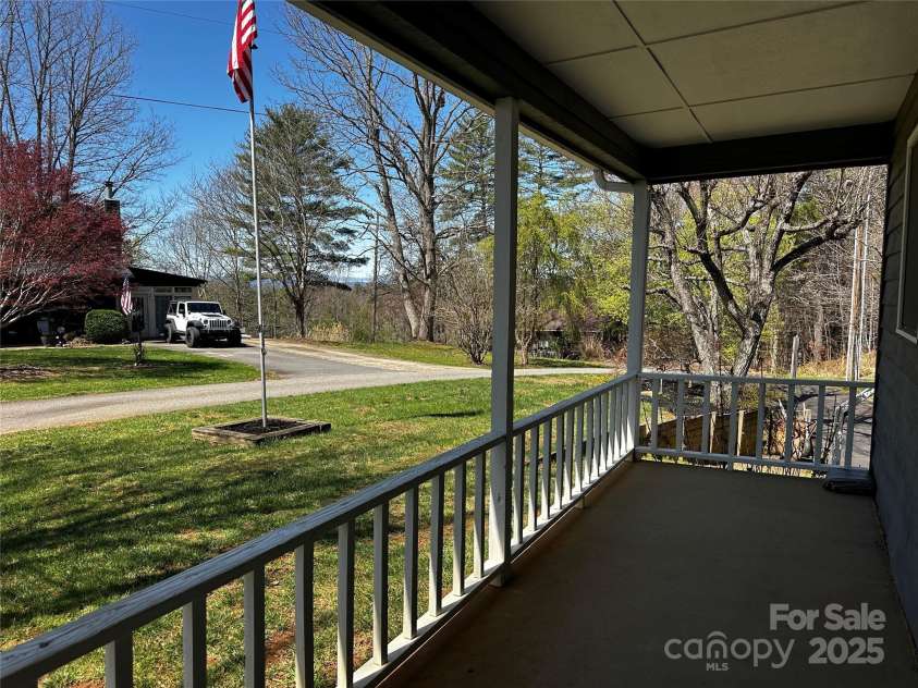 30 Cedar Hill Lane, Weaverville, NC 28787.  MLS# CAR4234678, YatesRealty ID 12821. 