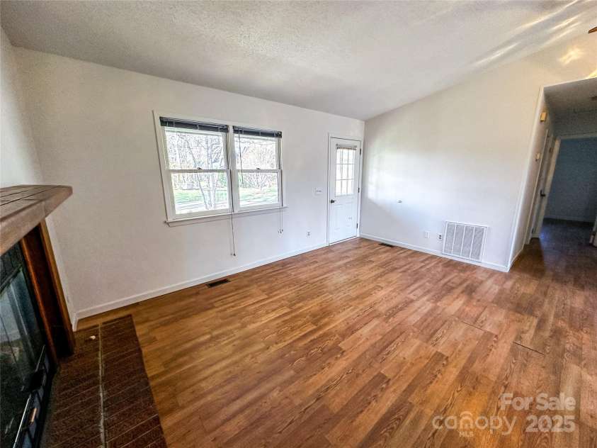 30 Cedar Hill Lane, Weaverville, NC 28787.  MLS# CAR4234678, YatesRealty ID 12821. 