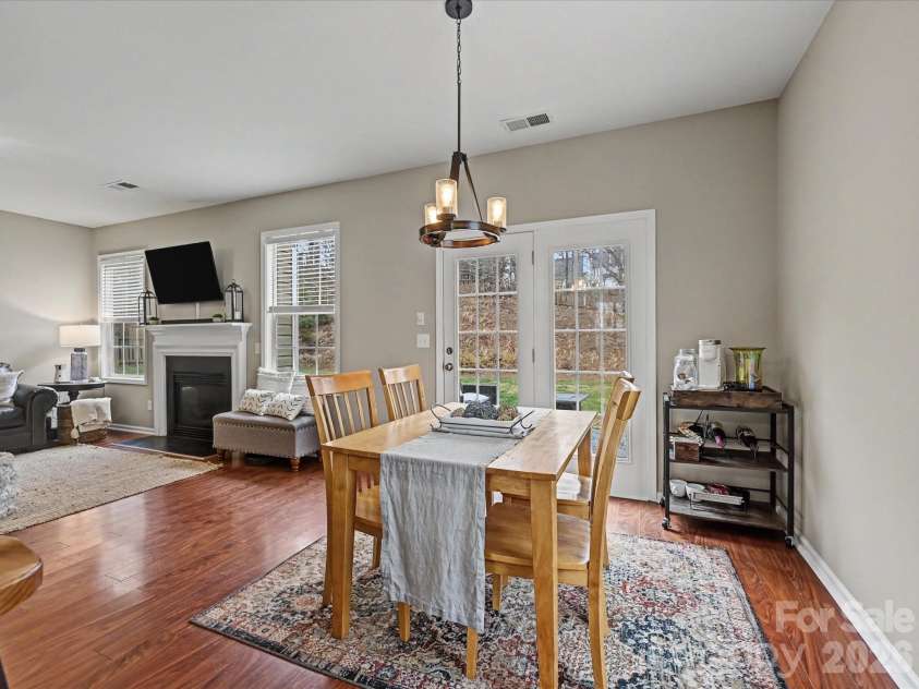 11512 Erwin Ridge Avenue, Charlotte, NC 28213.  MLS# CAR4353380, YatesRealty ID 12822. 