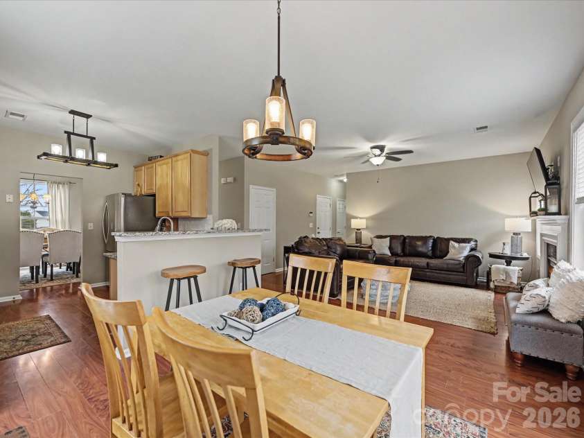 11512 Erwin Ridge Avenue, Charlotte, NC 28213.  MLS# CAR4353380, YatesRealty ID 12822. 