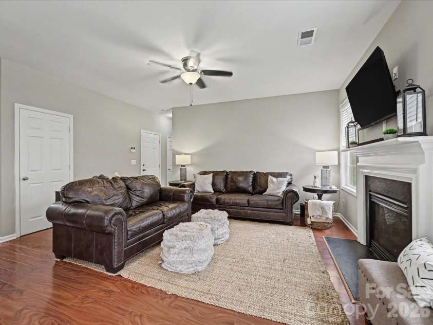 11512 Erwin Ridge Avenue, Charlotte, NC 28213.  MLS# CAR4353380, YatesRealty ID 12822. 