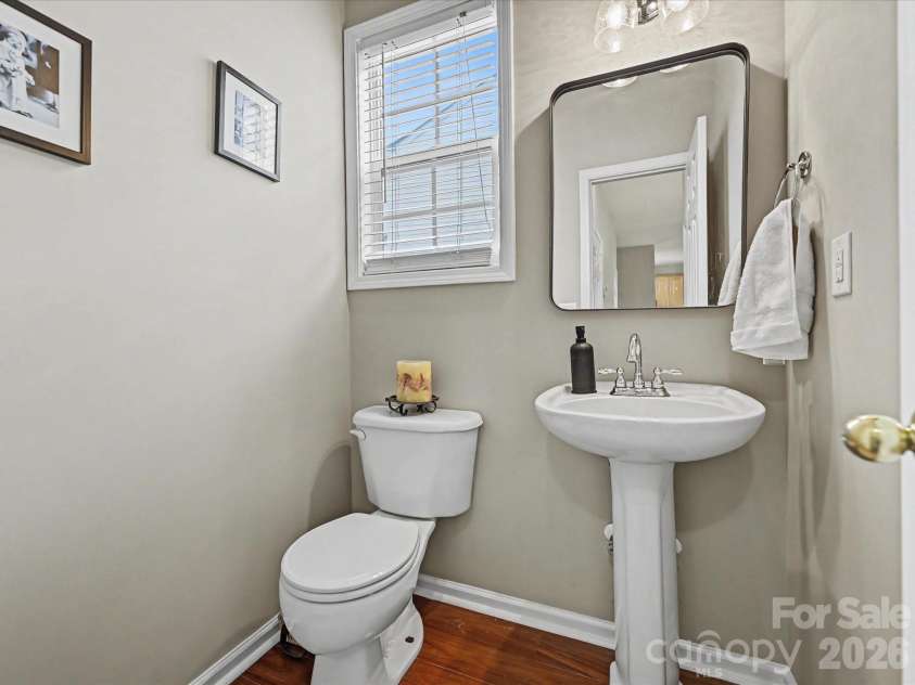 11512 Erwin Ridge Avenue, Charlotte, NC 28213.  MLS# CAR4353380, YatesRealty ID 12822. 