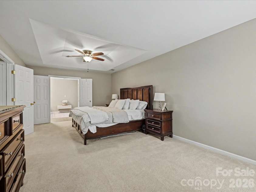 11512 Erwin Ridge Avenue, Charlotte, NC 28213.  MLS# CAR4353380, YatesRealty ID 12822. 