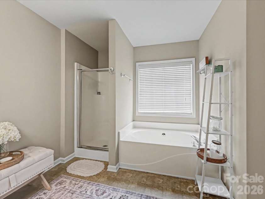 11512 Erwin Ridge Avenue, Charlotte, NC 28213.  MLS# CAR4353380, YatesRealty ID 12822. 