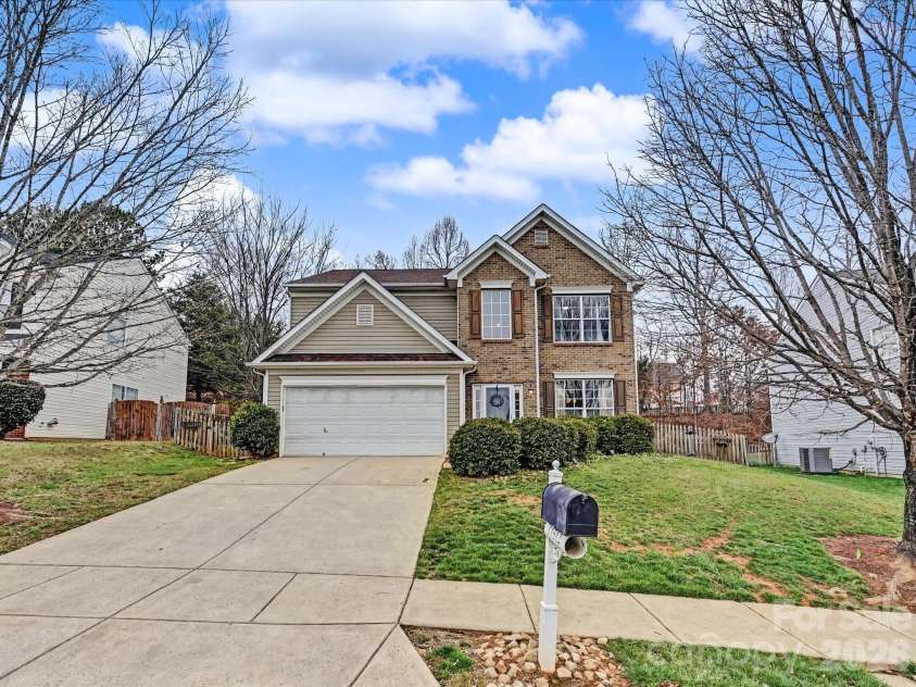 11512 Erwin Ridge Avenue, Charlotte, NC 28213.  MLS# CAR4353380, YatesRealty ID 12822. 