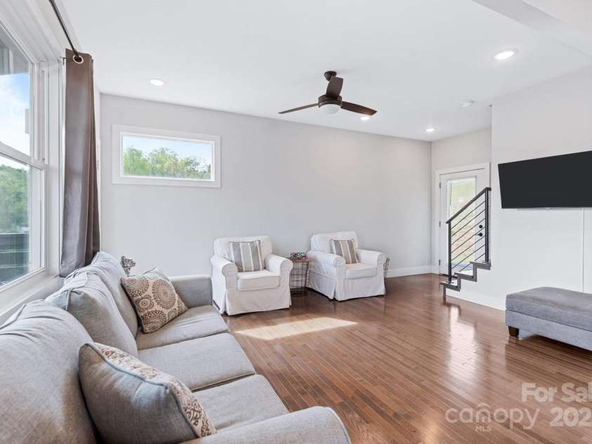 1061 Riverside Drive, Asheville, NC 28804.  MLS# CAR4250839, YatesRealty ID 12823. 