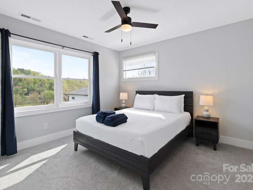 1061 Riverside Drive, Asheville, NC 28804.  MLS# CAR4250839, YatesRealty ID 12823. 