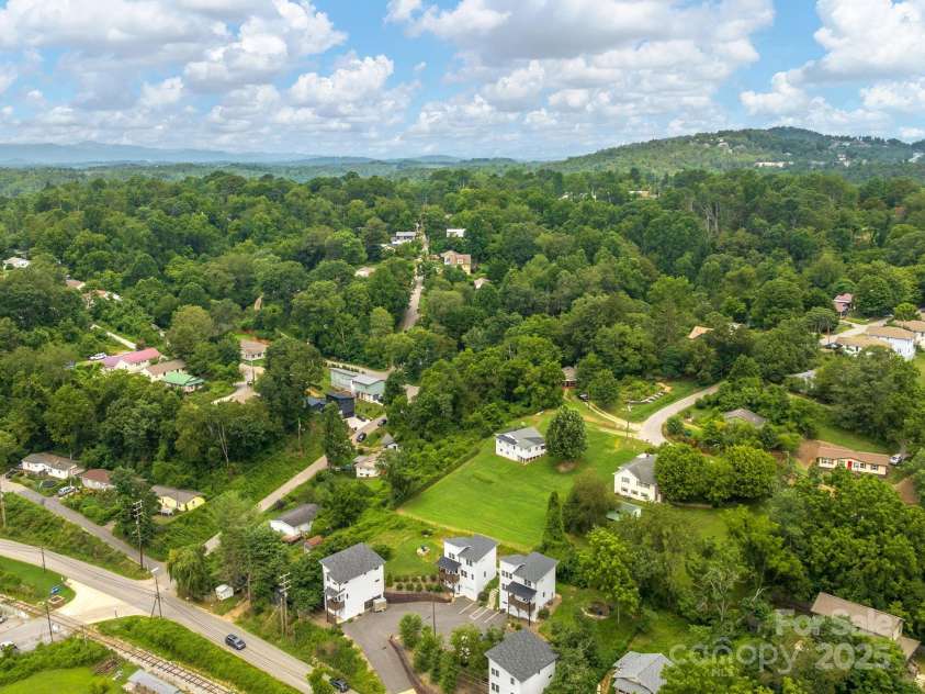 1061 Riverside Drive, Asheville, NC 28804.  MLS# CAR4250839, YatesRealty ID 12823. 