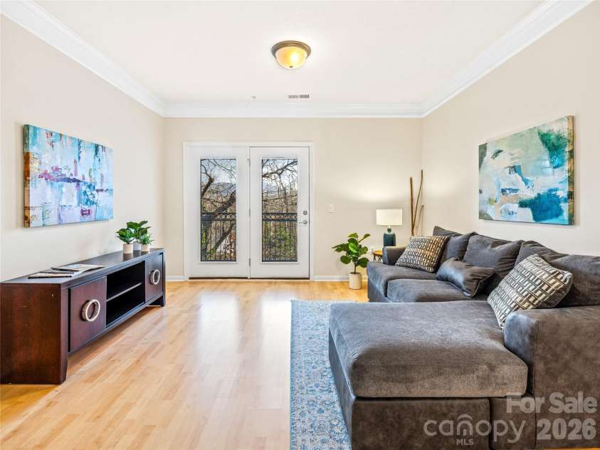 726 Appeldoorn Circle, Asheville, NC 28803.  MLS# CAR4271389, YatesRealty ID 12823. 