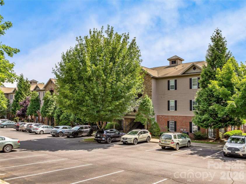726 Appeldoorn Circle, Asheville, NC 28803.  MLS# CAR4271389, YatesRealty ID 12823. 