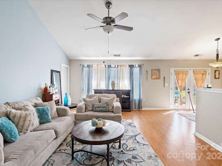 4710 Nijinsky Court, Charlotte, NC 28216.  MLS# CAR4233799, YatesRealty ID 12825. 