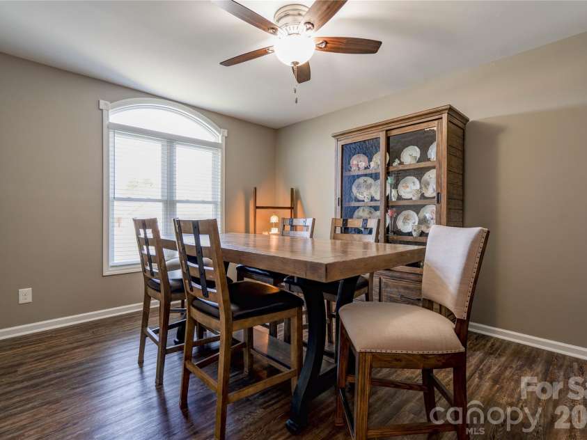 123 Creekside Drive, Shelby, NC 28152.  MLS# CAR4364851, YatesRealty ID 12826. Dining Room