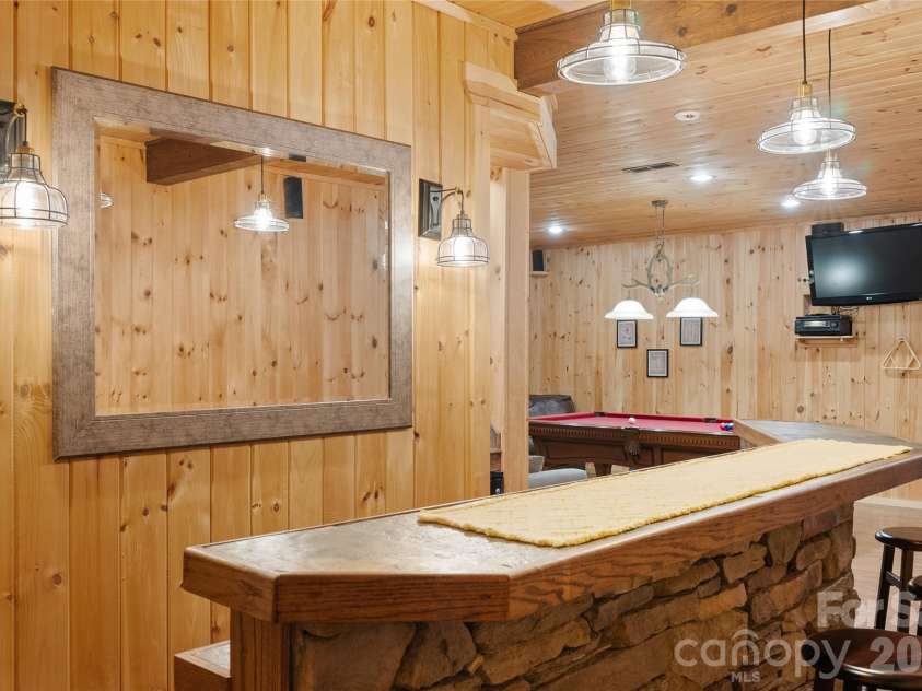 173 Mistletoe Park, Lake Lure, NC 28746.  MLS# CAR4364137, YatesRealty ID 12827. 